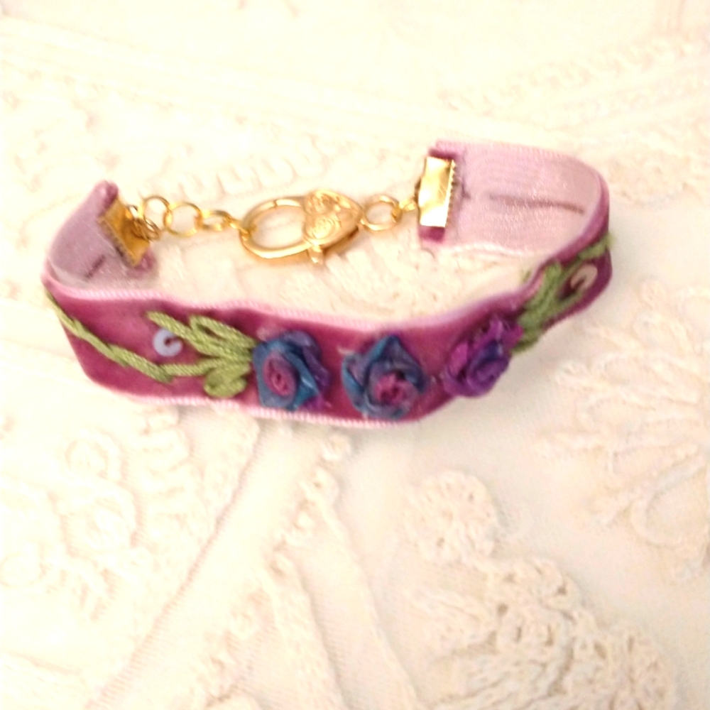 Velvet Lavender Ribbon Yarn Embroidered Floral Bracelet